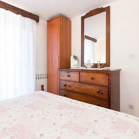 Comfy And Warm Ap With Balcony Surrounded With Beautiful Nature Lovran Exterior foto