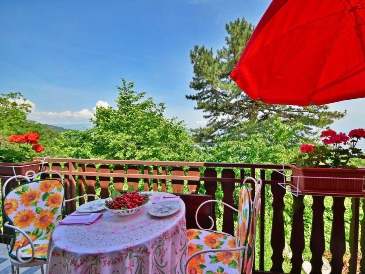 Comfy And Warm Ap With Balcony Surrounded With Beautiful Nature Lovran Exterior foto